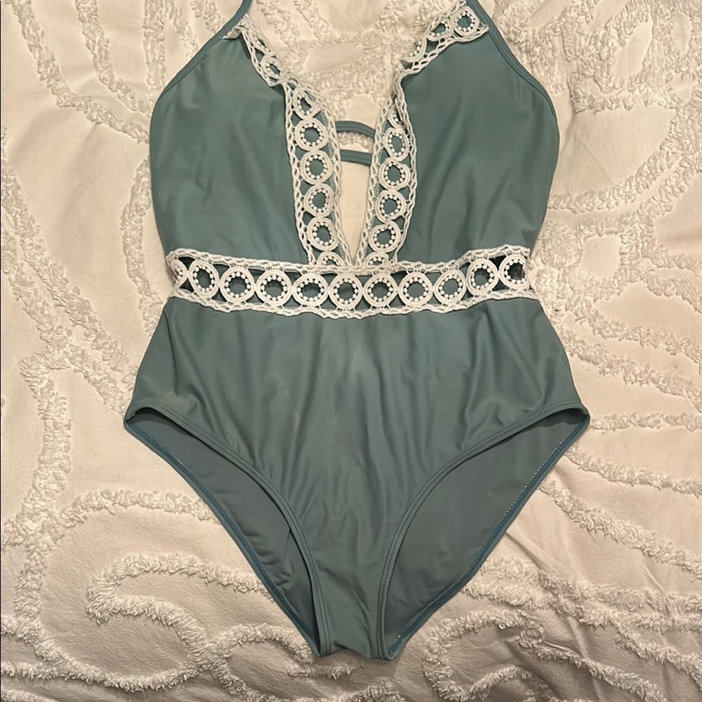 Cupshe Blue and White One Piece Swimsuit with Stylish Lattice Design